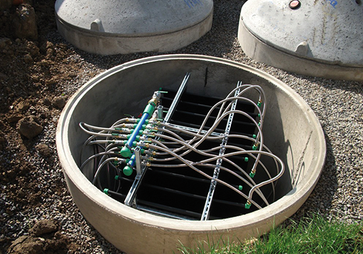 Wasserwärmebehälter mit 45kW Entzugsleitung Wasserwärmebehälter mit 45kW Entzugsleitung